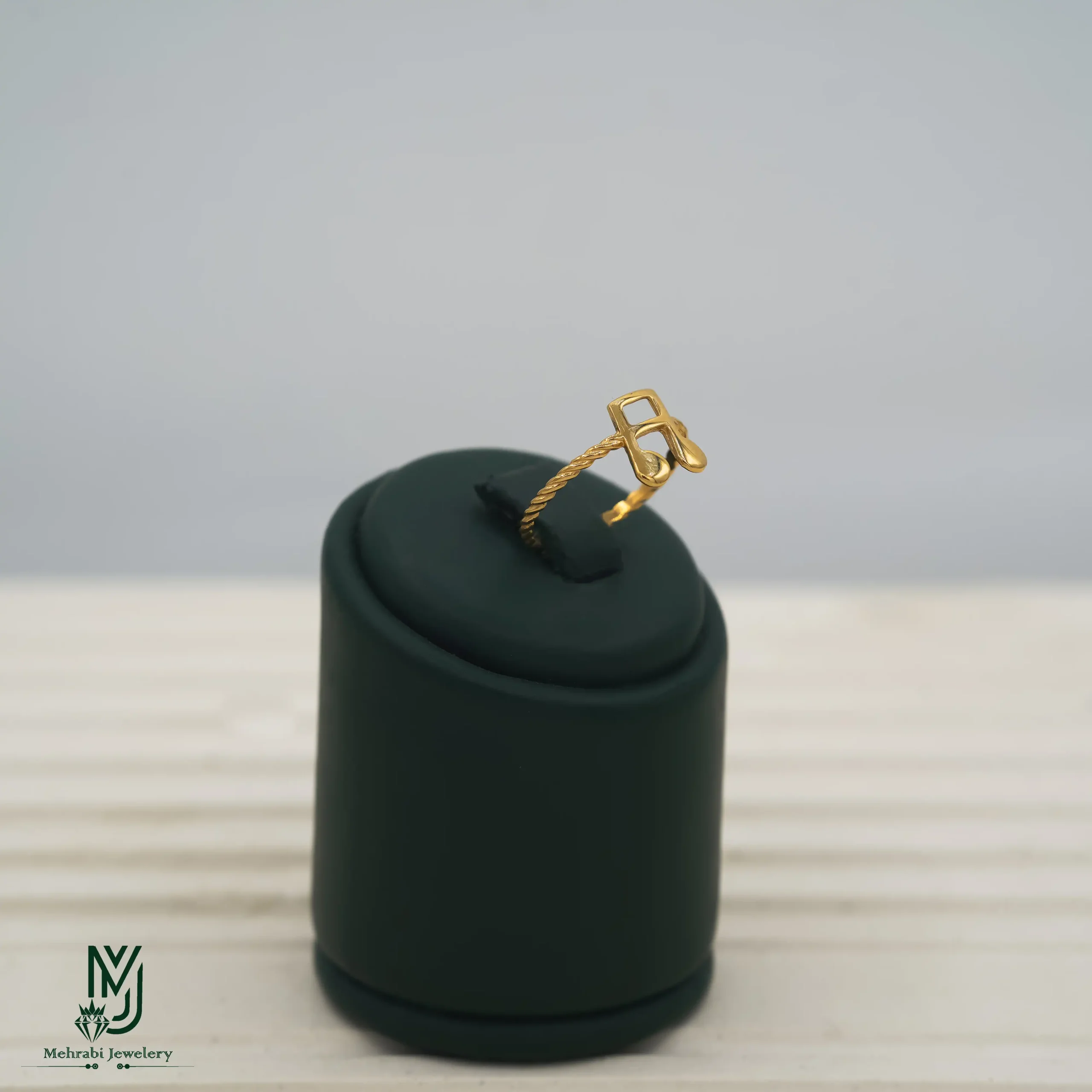 37 انگشتر ظریف 1.03 - تصویر 1
